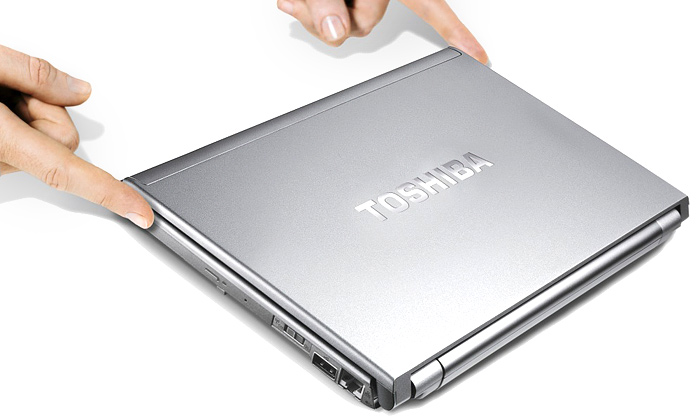 Superlehký nový notebook Toshiba Portégé