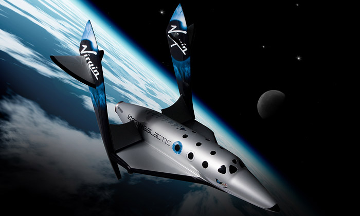 Do vesmíru na kosmické lodi SpaceShipTwo