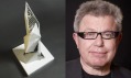 Model budovy vlevo a Daniel Libeskind