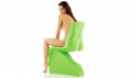 Její židle, kterou navrhl Fabio Novembre podle nahého ženského těla