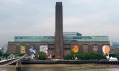 Street Art na budově Tate Modern v Londýně