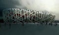 Stadion Ptačí hnízdo pro 91 tisíc lidí od architektů Herzog & de Meuron