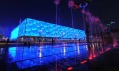 Noční stadion Vodní kostka od australských architektů PTW