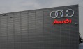 Detail fasády ostravského autosalonu Audi