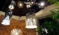 Detaily vystaveného osvětlení v showroomu Bulb od světových značek
