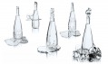 Návrhář Jean-Paul Gaultier a sklárny Baccarat s kolekcí lahví Evian