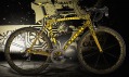 Lance Armstrong kola LiveStrong Stages - Shepard Fairey