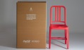 Plastová židle 111 Navy Chair od Emeco z láhví Coca-Cola