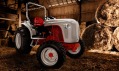 Nový retro traktor New Holland Boomer 8N