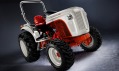 Nový retro traktor New Holland Boomer 8N