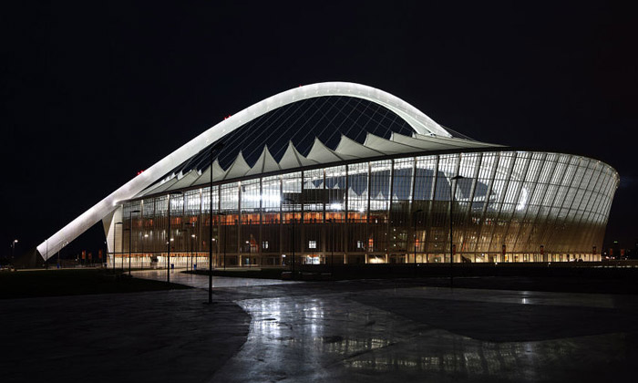 Stadion Moses Mabhida protíná oblouk s rozhlednou