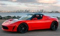Elektricky poháněný Tesla Roadster ve verzi 2.5