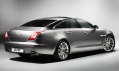 Běžnější a stále luxusní vůz Jaguar XJ