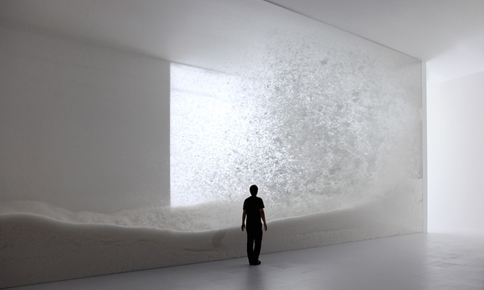 Tokujin Yoshioka vystavuje v Tokiu sněhovou bouři
