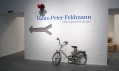 Pohled do výstavy Hans-Peter Feldmann v Madridu