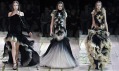 Sarah Burton a její ženská kolekce jaro a leto 2011 pro značku Alexander McQueen