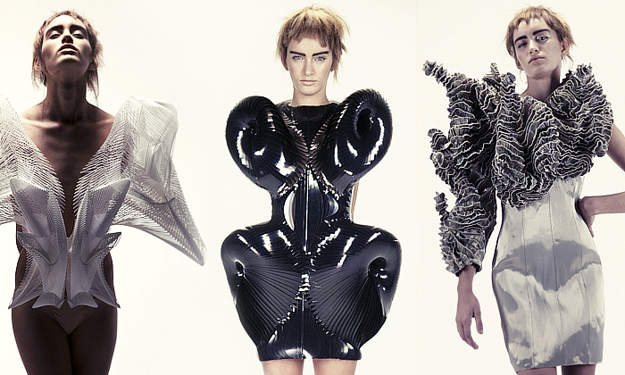 Iris Van Herpen uniká realitě sci-fi kolekcí Escapism