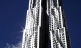 Frank O. Gehry a jeho obytný newyorský mrakodrap New York by Gehry
