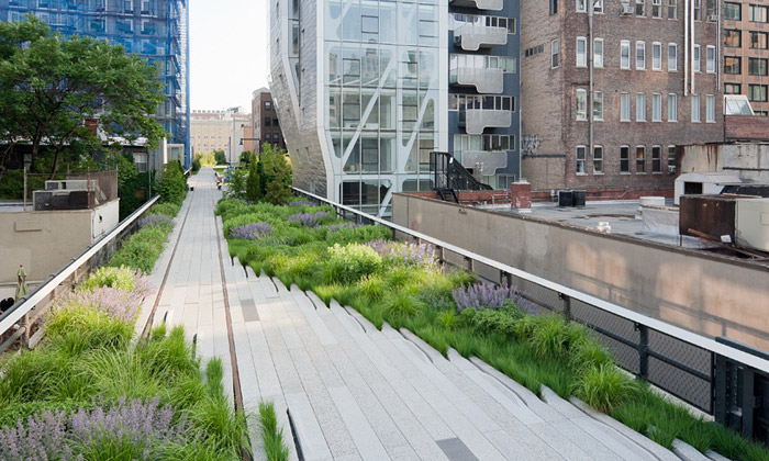 Manhattan otevřel druhou část parku High Line