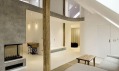 Zaoblený loft v Praze od A1 Architects