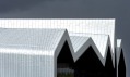Zaha Hadid a její dopravní Riverside Museum ve skotském Glasgow