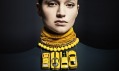 Dana Bezděková a její nové šperky vystavené v rámci přehlídky Designblok 2011