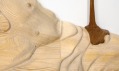 Dřevěná série rozteklých soch Duramen od Bonsoir Paris