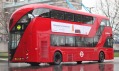 Londýnský autobus New Routemaster od Heatherwick Studio a WrightBus