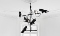 Humans Since 1982 a jejich kamerový lustr Surveillance chandelier