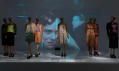 Záběry z výstavy Schiaparelli and Prada: Impossible Conversations