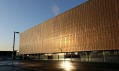 Copper Box na západě olympijského parku