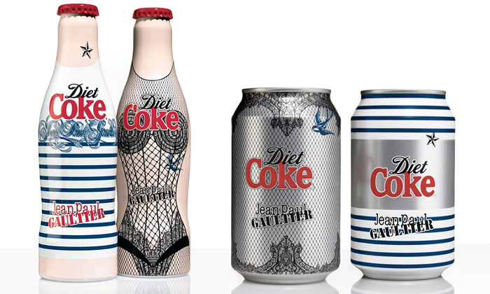 Jean Paul Gaultier navrhl módní obaly Coca-Cola