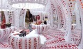 Butik značky Louis Vuitton se zbožím od Yayoi Kusama v Selfridges