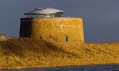 Martello Tower Y v Anglii po rekonstrukci na bydlení