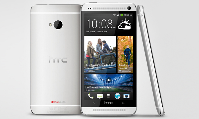 HTC One je nový špičkově vybavený mobil z kovu