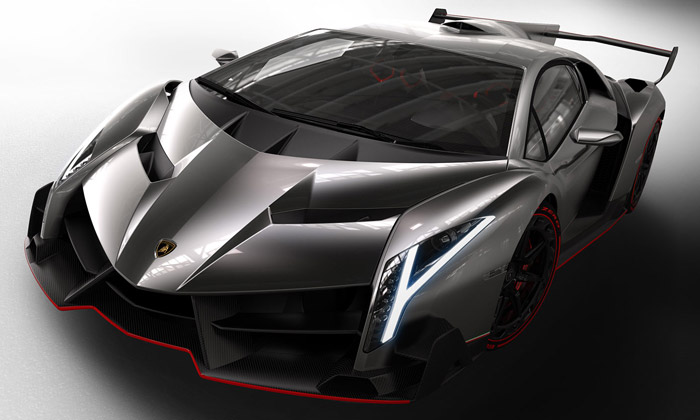 Lamborghini slaví 50 let výjimečným vozem Veneno