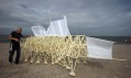 Theo Jansen a jeho živočichové Strandbeests