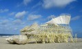 Theo Jansen a jeho živočichové Strandbeests