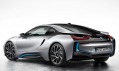Sportovní automobil BMW i8 poháněný plug-in hybridem