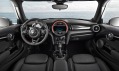 Interiéer vozu Mini Cooper na rok 2013