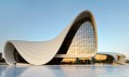 Zaha Hadid a její Heydar Aliyev Centre v Baku v Ázerbájdžán