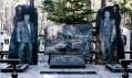 Denis Tarasov a jeho kolekce fotografií ruských náhrobků