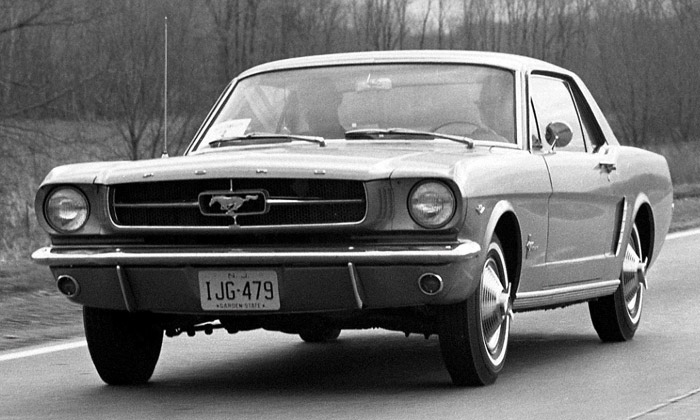 Legendární sporťák Ford Mustang slaví 50 let