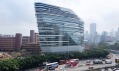 Jockey Club Innovation Tower od Zahy Hadid v Hongkongu