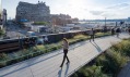 Třetí část nadzemky přestavěné na park High Line označován jako Rail Yards