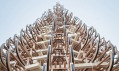 Loňský vánoční strom ze sáněk v Budapešti od Hello Wood