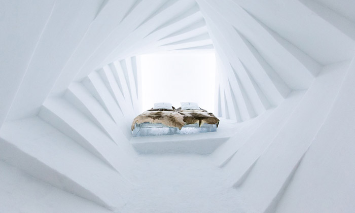 Švédský IceHotel má nové výtvarné pokoje z ledu