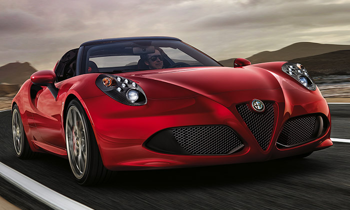 Alfa Romeo 4C Spider je roadster v otevřené verzi