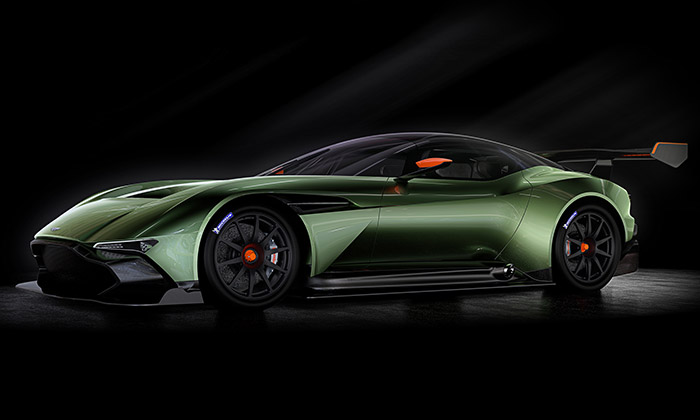 Aston Martin představil karbonový speciál Vulcan