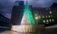 Hello Wood a jejich vánoční strom v Manchesteru